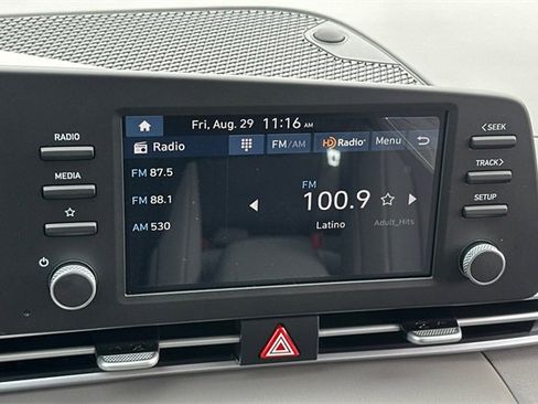 New 2025 Hyundai Elantra Blue image 19