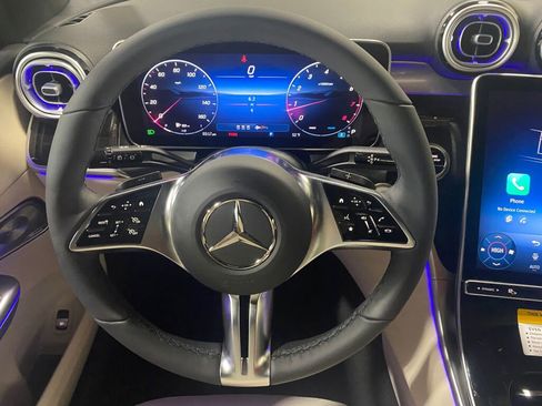 New 2026 Mercedes-Benz GLC 300 4MATIC image 11