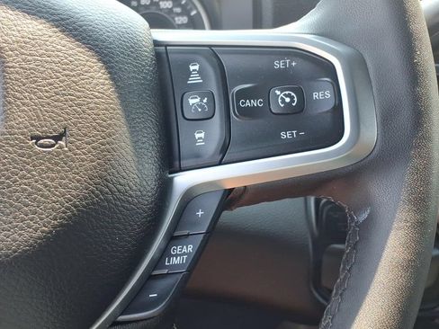 Used 2025 RAM 2500 Big Horn AWD/4WD image 9