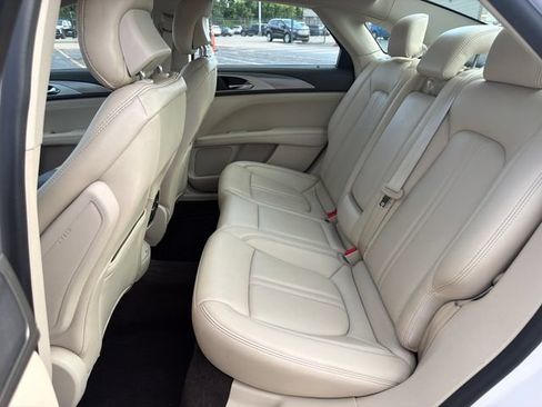 Used 2019 Lincoln MKZ Premiere FWD image 25