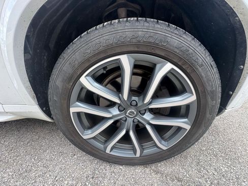 Used 2018 Volvo XC90 T6 Momentum w/ Convenience Package AWD/4WD image 27