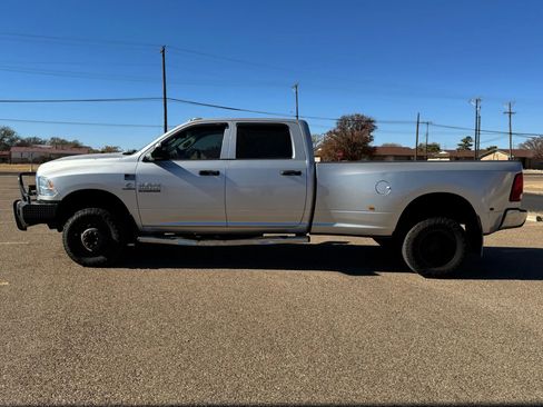 Used 2016 RAM 3500 Tradesman w/ Chrome Appearance Group image 8