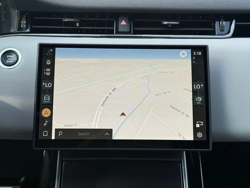Certified 2026 Land Rover Range Rover Evoque Dynamic SE AWD/4WD image 23