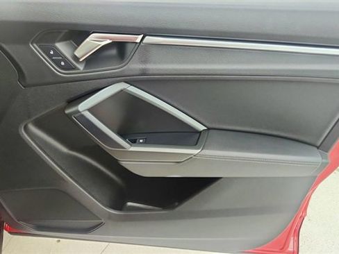 Used 2023 Audi Q3 2.0T Premium Plus w/ Premium Plus Package image 26