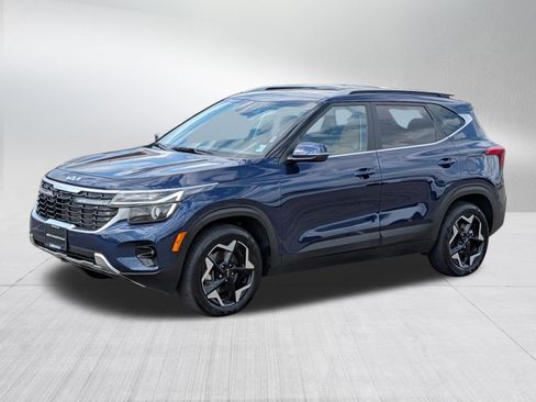 Certified 2024 Kia Seltos EX AWD/4WD image 3