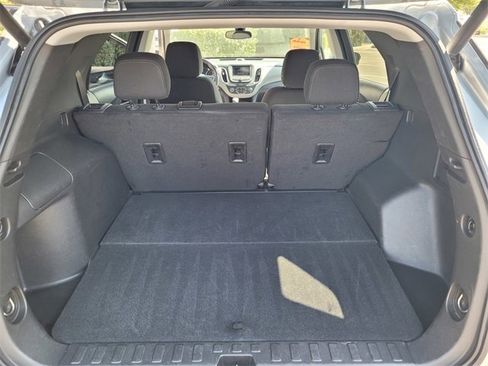 Used 2024 Chevrolet Equinox LT image 27