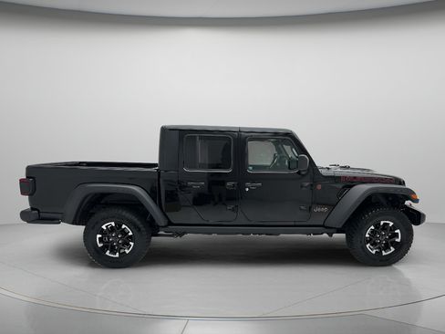 Used 2026 Jeep Gladiator Rubicon AWD/4WD image 4