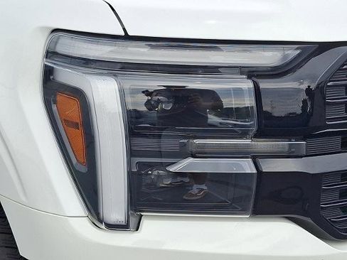 Certified 2024 Ford F150 Platinum w/ FX4 Off-Road Package image 9