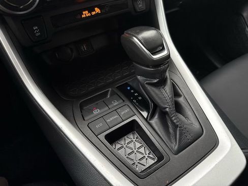 Used 2024 Toyota RAV4 XLE Premium FWD image 20