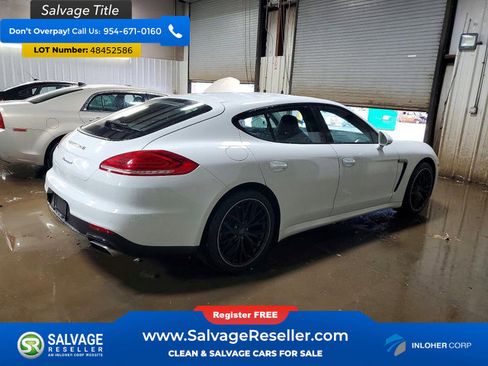 Used 2014 Porsche Panamera 4 image 4
