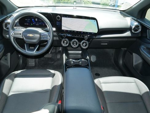 Used 2024 Chevrolet Blazer EV LT AWD/4WD image 10