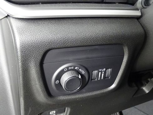 New 2025 Jeep Grand Cherokee L Laredo image 20