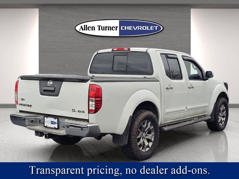 Used 2015 Nissan Frontier SL w/ Moonroof Package image 4