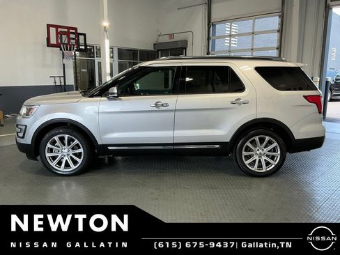 Used 2016 Ford Explorer Limited AWD/4WD image 3