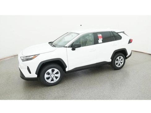 Used 2025 Toyota RAV4 LE FWD image 3