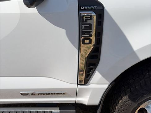 Used 2025 Ford F350 Lariat AWD/4WD image 16
