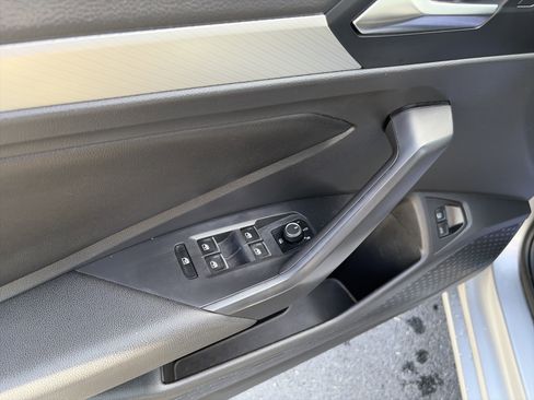 Used 2021 Volkswagen Jetta SE image 13