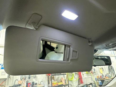 Used 2021 Volkswagen Tiguan SE w/ Panoramic Sunroof Package AWD/4WD image 69