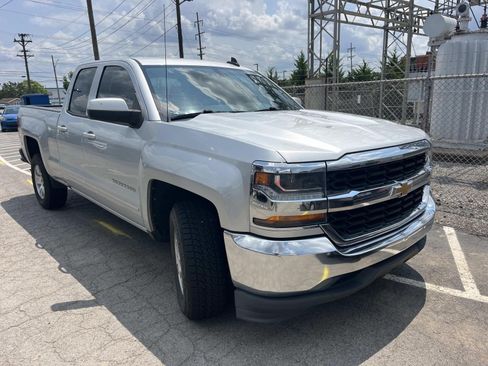 Used 2018 Chevrolet Silverado 1500 LT RWD image 1