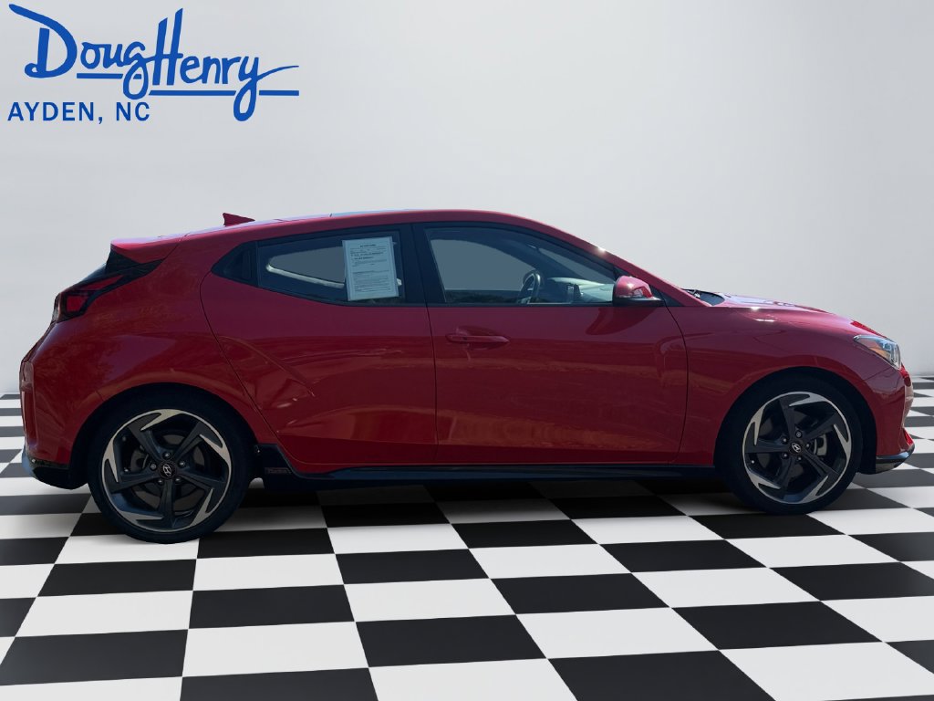 Used 2020 Hyundai Veloster Turbo FWD image 6