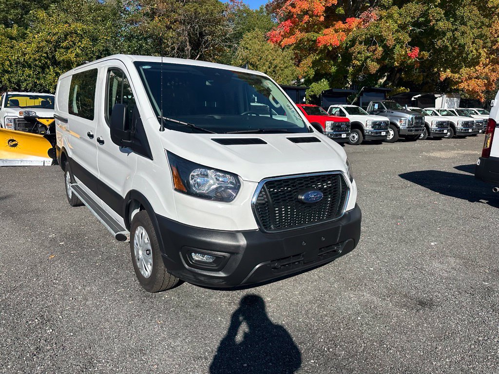 Used 2025 Ford Transit 250 Low Roof w/ Exterior Upgrade Package RWD image 3