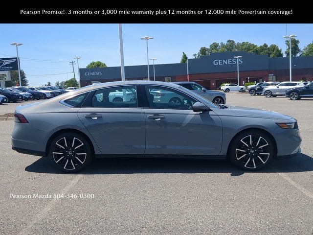 Used 2024 Honda Accord Touring image 3