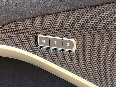 Used 2025 Lotus Emira image 24