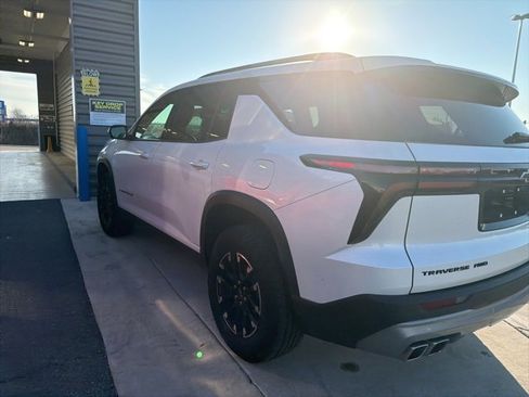 Used 2025 Chevrolet Traverse Z71 w/ Driver Confidence Package image 14