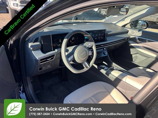 Used 2025 Hyundai Sonata SEL FWD image 9