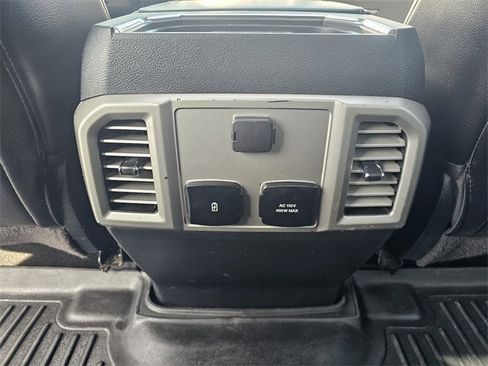 Used 2017 Ford F250 Lariat w/ Lariat Ultimate Package image 28