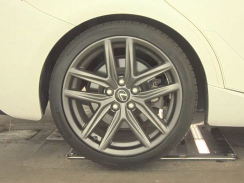 Used 2018 Lexus IS 350 F Sport RWD image 6