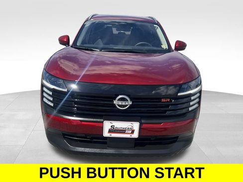 Certified 2025 Nissan Kicks SR FWD image 10