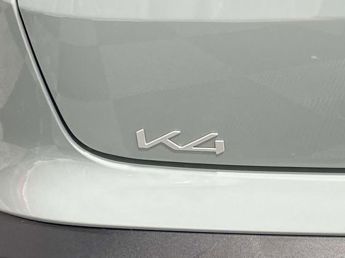 New 2026 Kia K4 LXS image 8