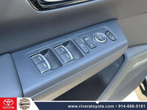 Used 2023 Honda CR-V EX-L image 19