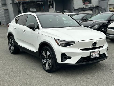 Used 2023 Volvo C40 P8 Recharge Plus w/ Protection Package Premier AWD/4WD image 3