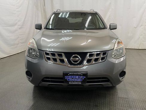 Used 2013 Nissan Rogue SV image 3
