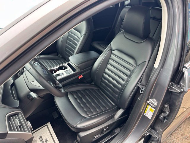 Used 2022 Ford Edge SEL AWD/4WD image 10