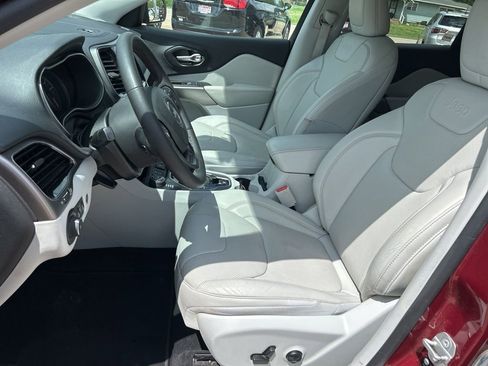 Used 2021 Jeep Cherokee Limited w/ Elite Package image 10