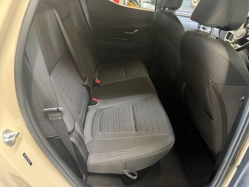 Used 2023 Hyundai Santa Cruz SE AWD/4WD image 16
