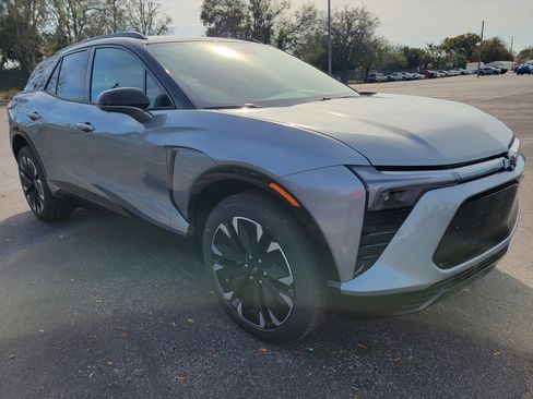 New 2026 Chevrolet Blazer EV RS image 3