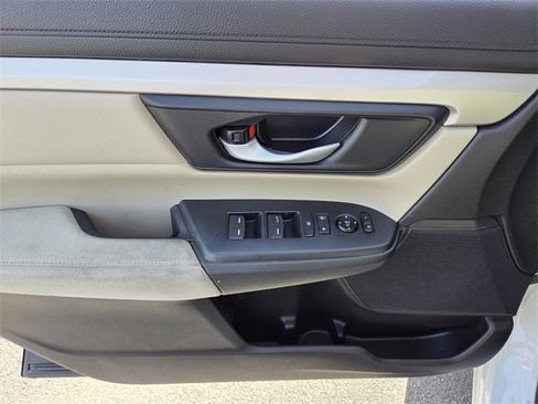 Used 2020 Honda CR-V LX image 17