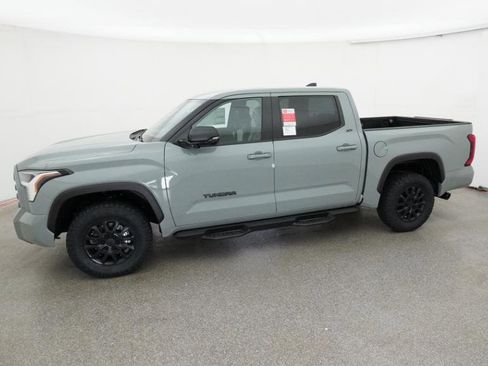 New 2026 Toyota Tundra SR5 AWD/4WD image 3