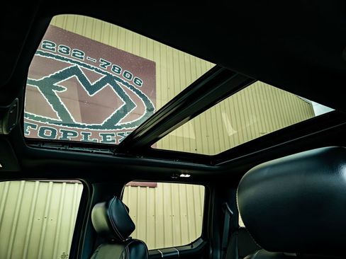 Used 2019 Ford F150 Lariat image 21