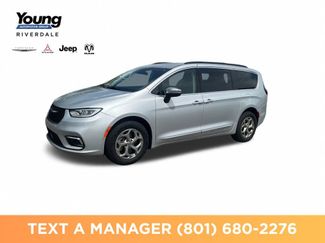 Used 2023 Chrysler Pacifica Limited w/ Uconnect Theater Family Group AWD/4WD 360° Tour