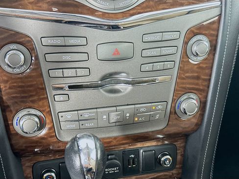 Used 2020 Nissan Armada Platinum w/ Captain's Chairs Package AWD/4WD image 16