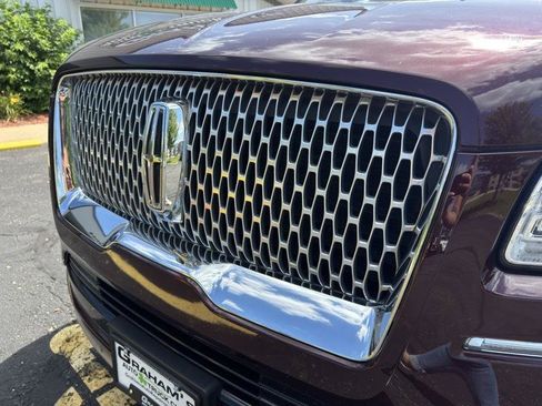 Used 2018 Lincoln Navigator L Reserve w/ Technology Package AWD/4WD image 17