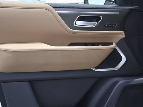 New 2027 INFINITI QX80 Luxe w/ Cargo Package RWD image 22