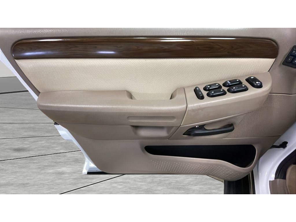 Used 2003 Ford Explorer Eddie Bauer RWD image 10