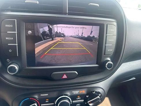 Used 2024 Kia Soul LX w/ Option Group 015 FWD image 13