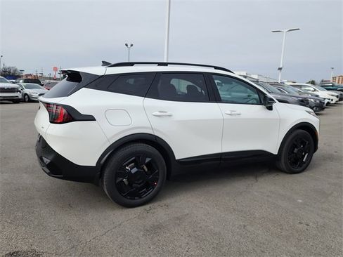 New 2026 Kia Sportage X-Line image 2